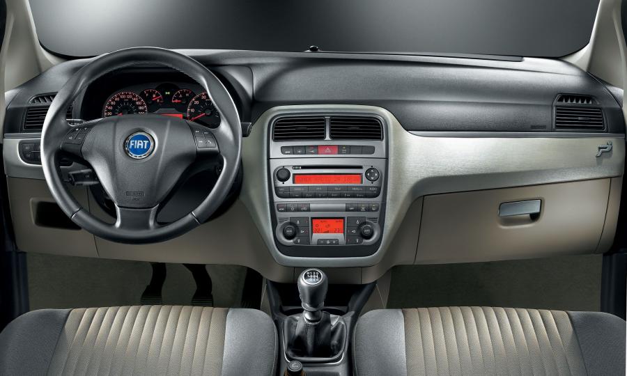  Fiat Grande Punto 2005 года  (фото 15 из 51)